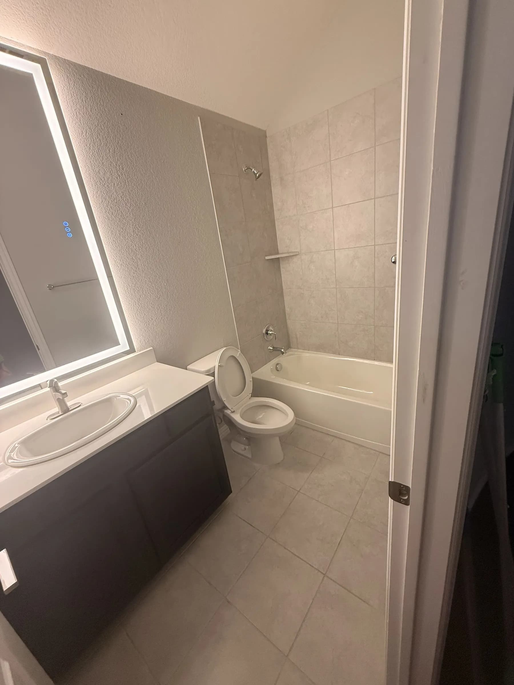 Bathroom cleaning service in Cumming & Johns Creek – professional bathroom cleaning