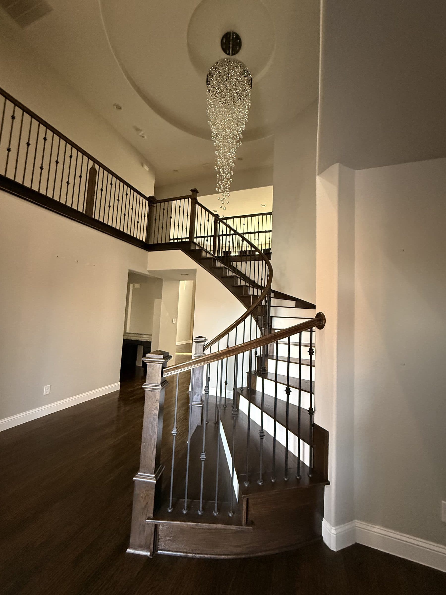 Professional post-construction cleaning in progress in Cumming & Johns Creek, GA – Kove Maid & House Cleaning Services